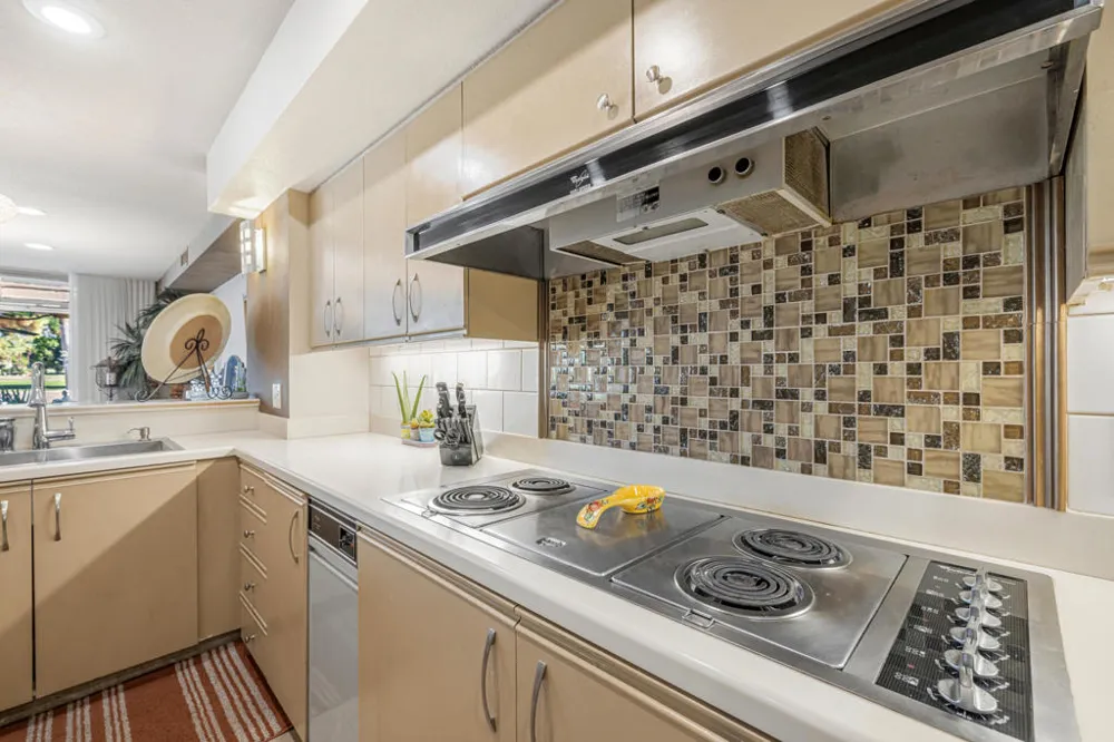 208 Kavenish Drive #208 Rancho Mirage, CA 92270
