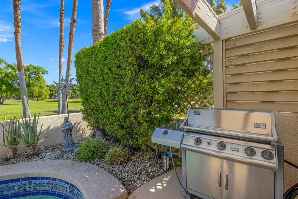 208 Kavenish Drive #208 Rancho Mirage, CA 92270
