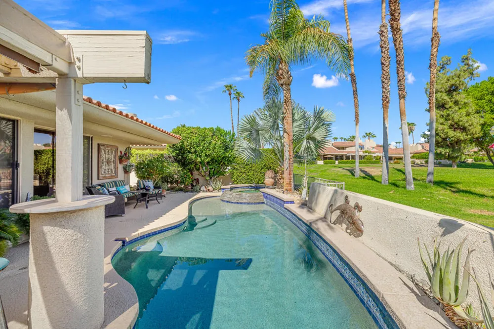 208 Kavenish Drive #208 Rancho Mirage, CA 92270