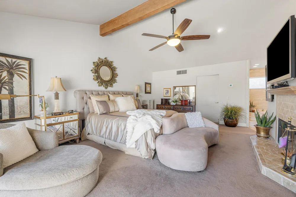 208 Kavenish Drive #208 Rancho Mirage, CA 92270