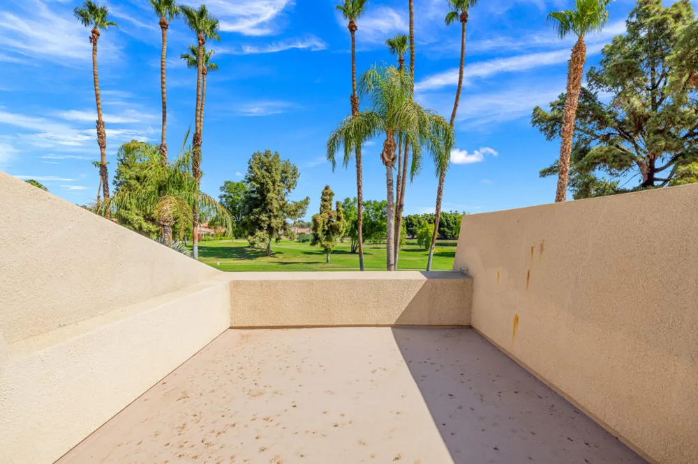 208 Kavenish Drive #208 Rancho Mirage, CA 92270