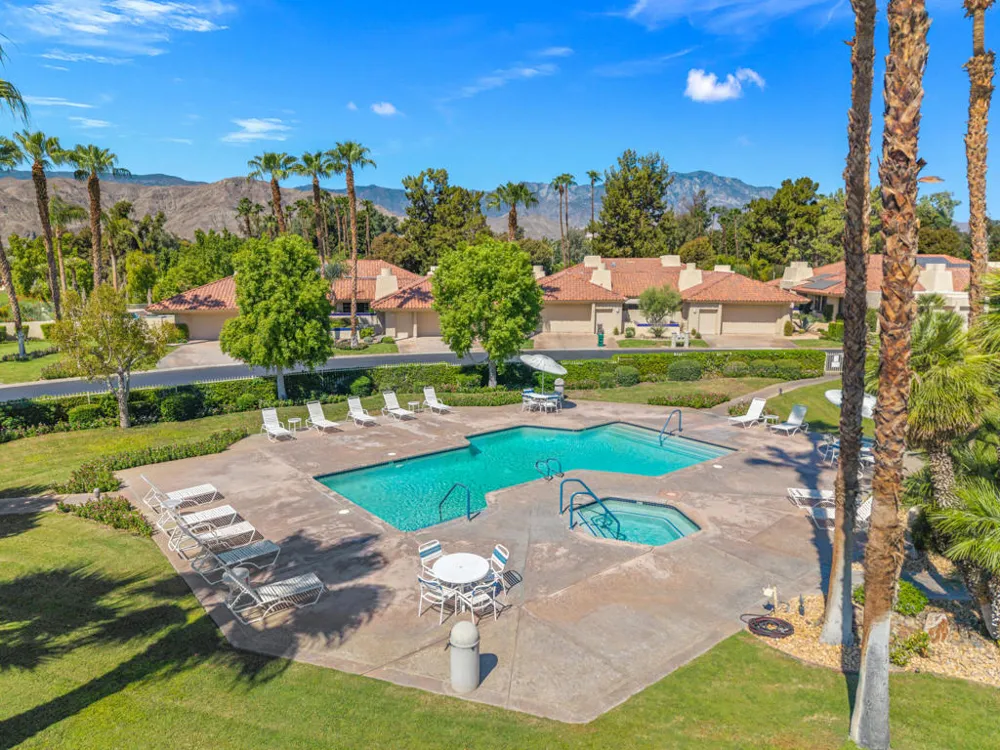 208 Kavenish Drive #208 Rancho Mirage, CA 92270
