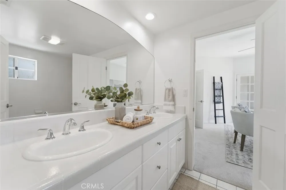1021 Avenue D Redondo Beach, CA 90277