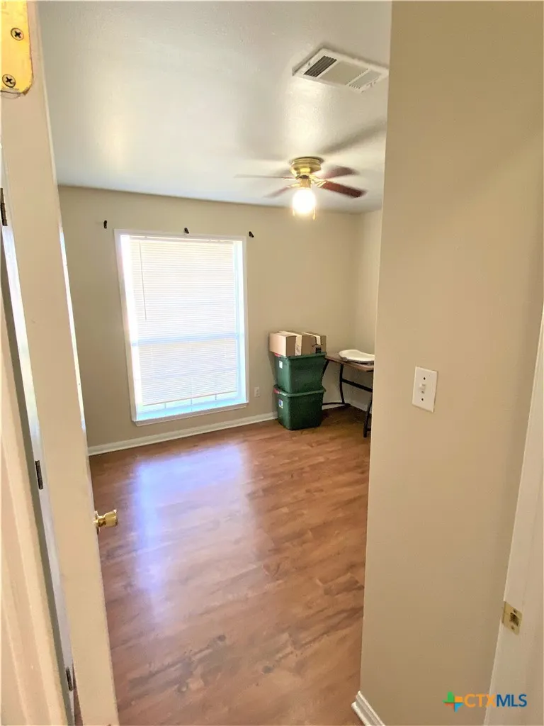 1311 E Downs Avenue Temple, TX 76501