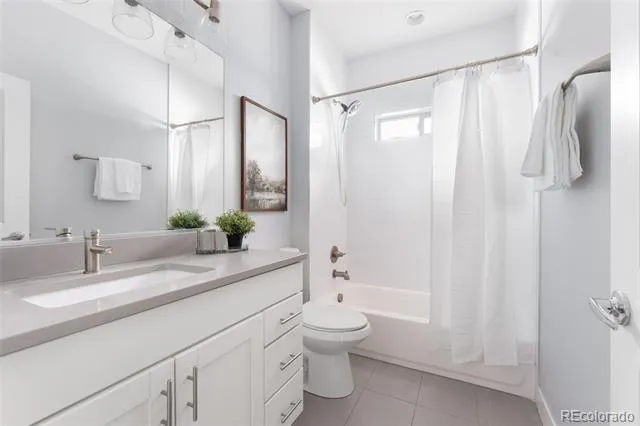 4400 E Bails Place Denver, CO 80222
