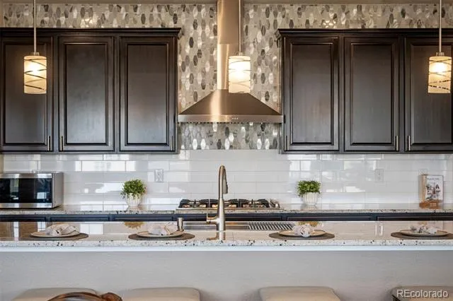 19615 W 94th Avenue Arvada, CO 80007