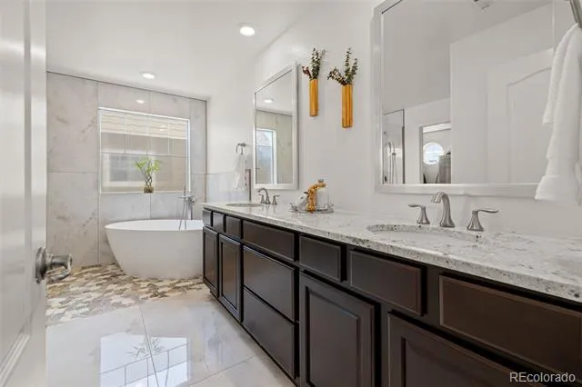19615 W 94th Avenue Arvada, CO 80007
