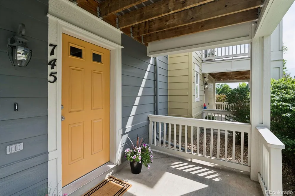 745 Rawlins Way Lafayette, CO 80026