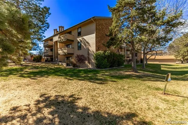 420 Zang Street #3-106 Lakewood, CO 80228