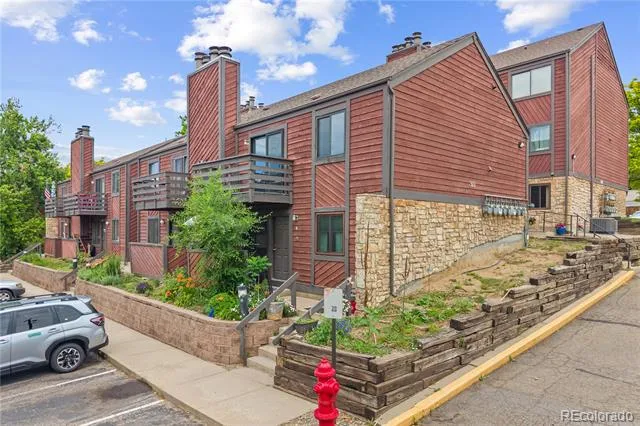 311 W Lehow Avenue #14 Englewood, CO 80110