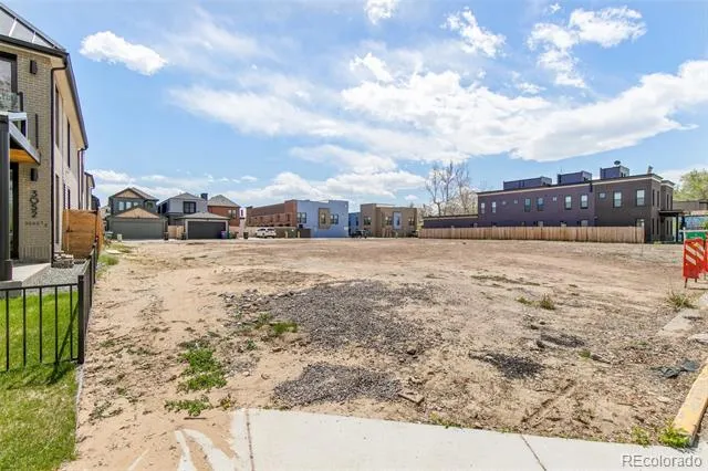 3044 Champa Street Denver, CO 80205