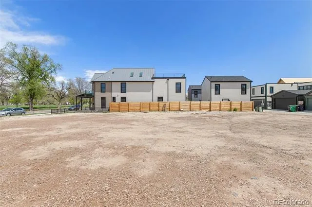 3044 Champa Street Denver, CO 80205