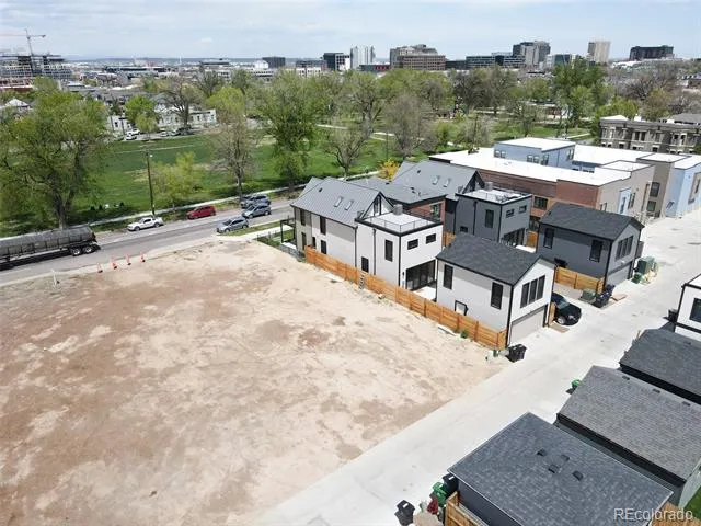 3044 Champa Street Denver, CO 80205