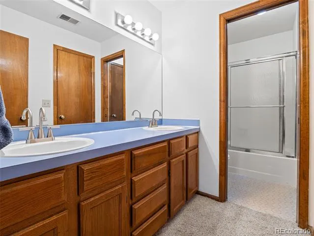 5725 W Atlantic Place #305 Lakewood, CO 80227