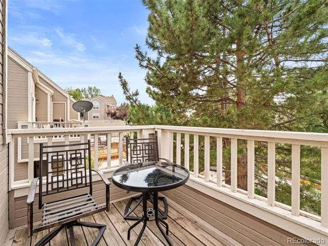 5725 W Atlantic Place #305 Lakewood, CO 80227