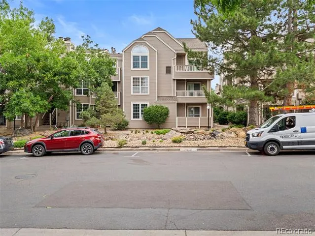 5725 W Atlantic Place #305 Lakewood, CO 80227