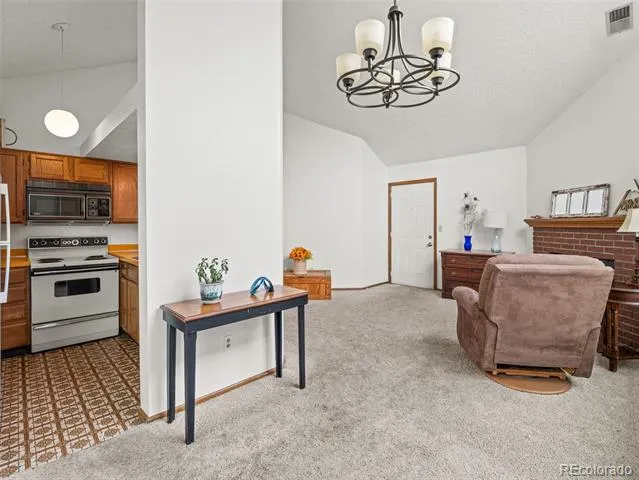 5725 W Atlantic Place #305 Lakewood, CO 80227
