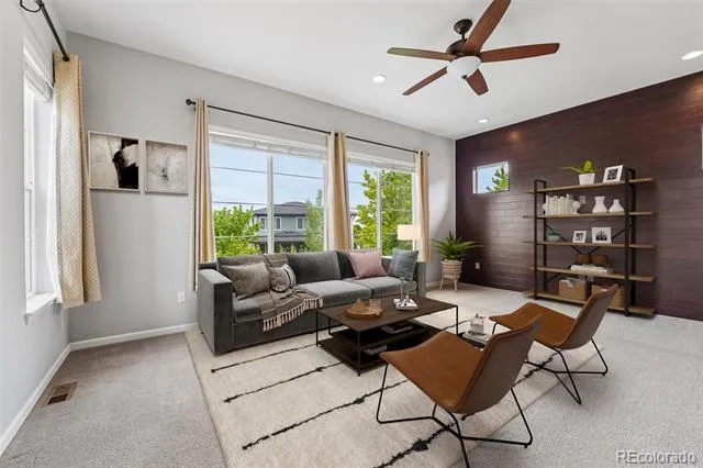 9516 Juniper Way Arvada, CO 80007
