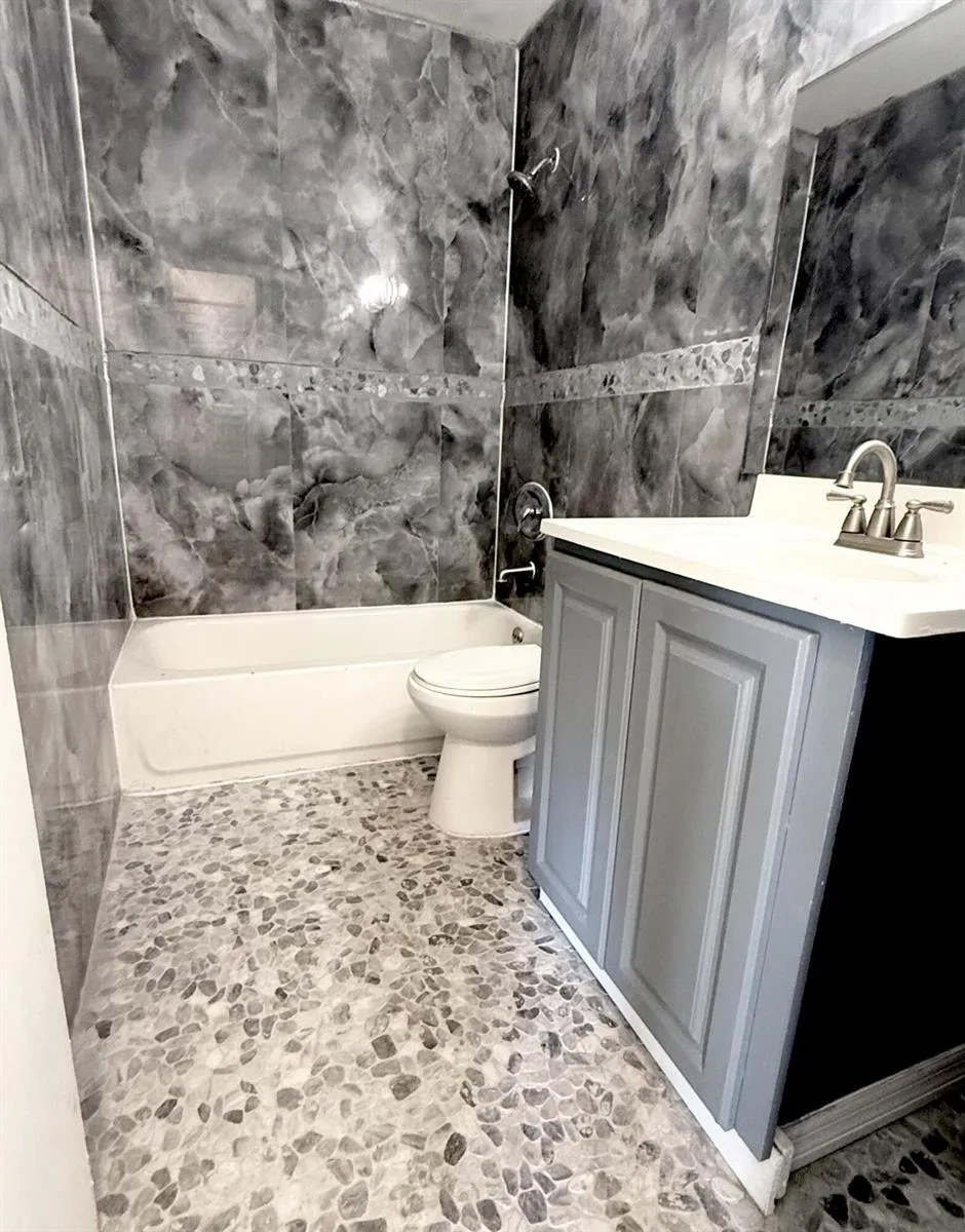 3100 NW 4th Avenue #Apt 3 Pompano Beach, FL 33064