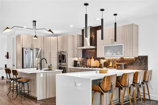 2210 S Sherman Street Denver, CO 80210
