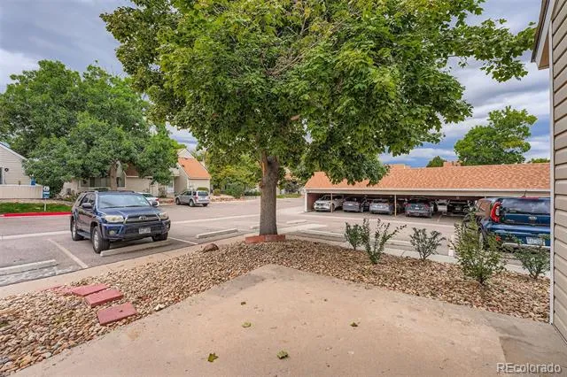 2469 S Xanadu Way #A Aurora, CO 80014