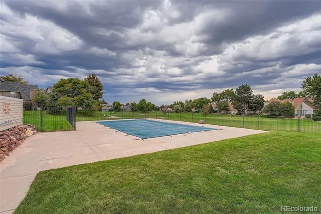 2469 S Xanadu Way #A Aurora, CO 80014