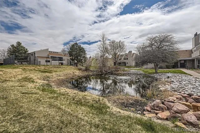 2469 S Xanadu Way #A Aurora, CO 80014