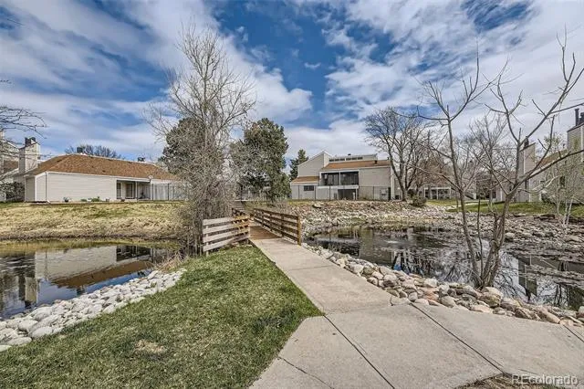 2469 S Xanadu Way #A Aurora, CO 80014