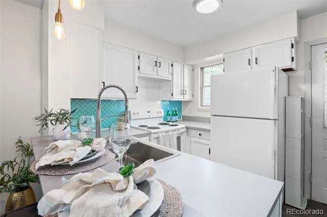 9035 W Floyd Avenue Lakewood, CO 80227