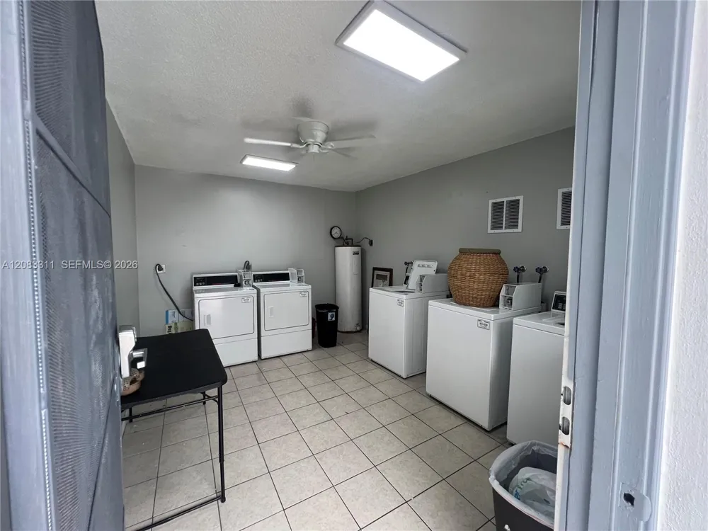 30 SE 4th Ave #106 Hallandale Beach, FL 33009