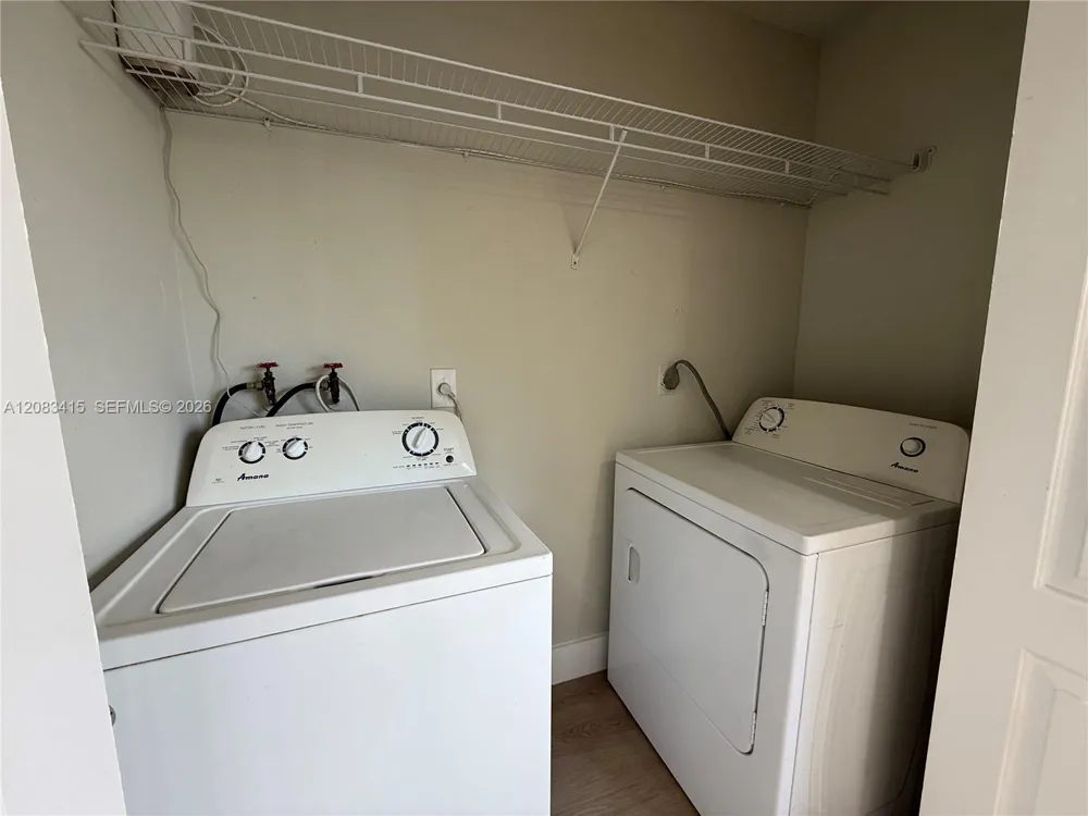 470 NE 18th Ave #102 Homestead, FL 33033