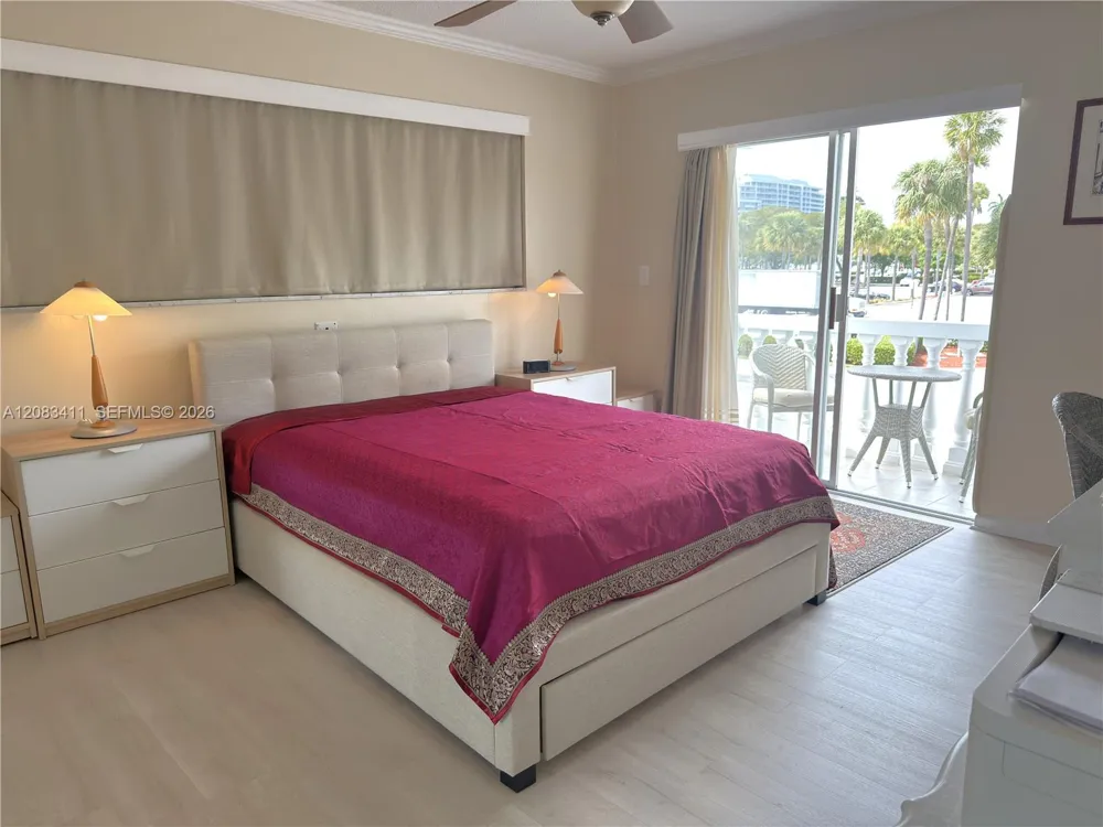2340 NE 9th St #210 Fort Lauderdale, FL 33304