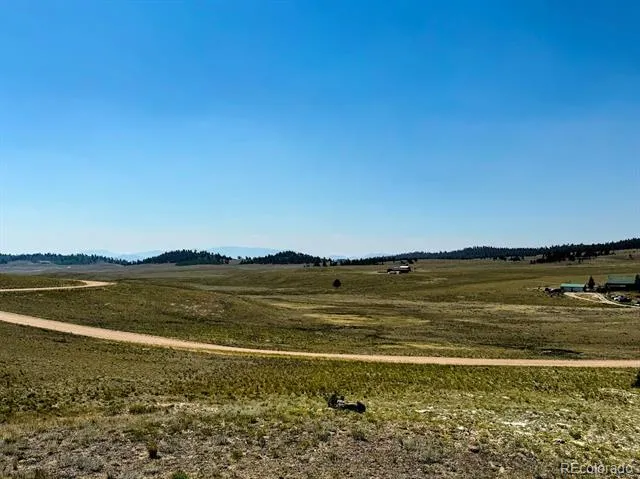 609 Commanche Hartsel, CO 80449