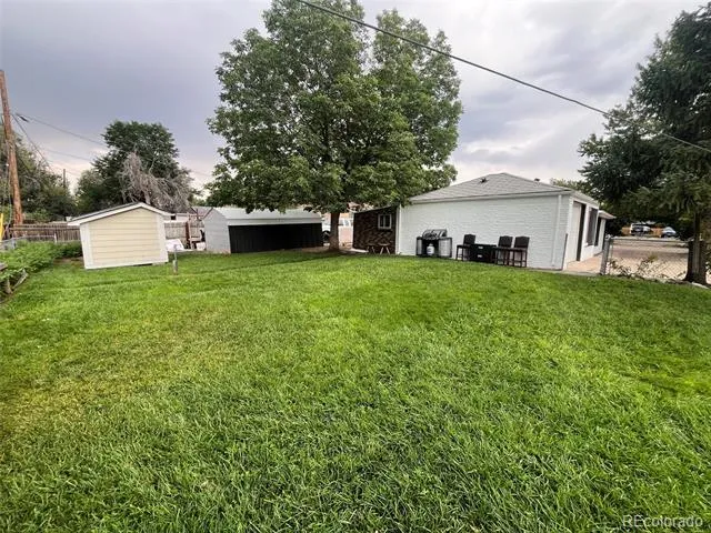 1701 Bahama Street Aurora, CO 80011