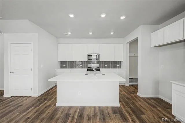 5804 Perth Street Aurora, CO 80019