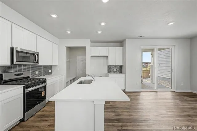 5804 Perth Street Aurora, CO 80019