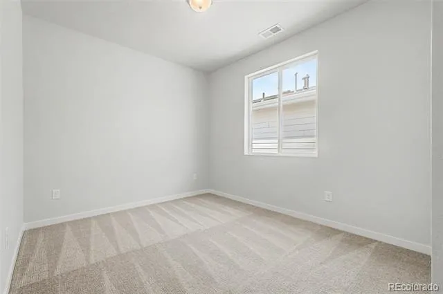 5804 Perth Street Aurora, CO 80019
