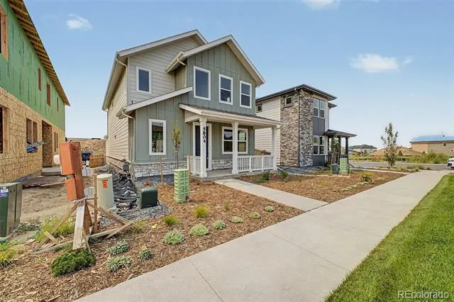 5804 Perth Street Aurora, CO 80019