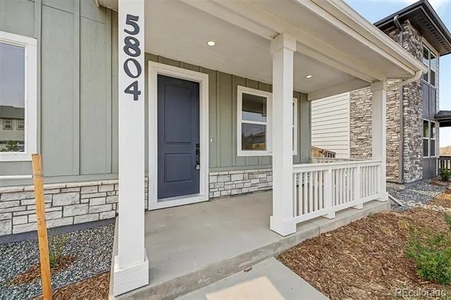 5804 Perth Street Aurora, CO 80019