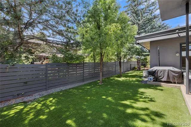 24 Wilder Lane Littleton, CO 80123