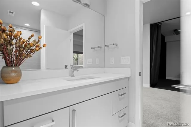 24 Wilder Lane Littleton, CO 80123