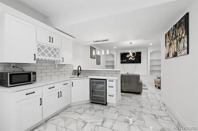 1931 Andes Street Aurora, CO 80011
