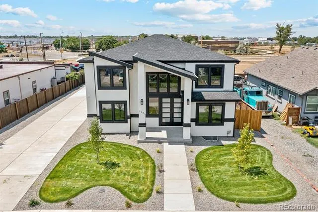 1931 Andes Street Aurora, CO 80011