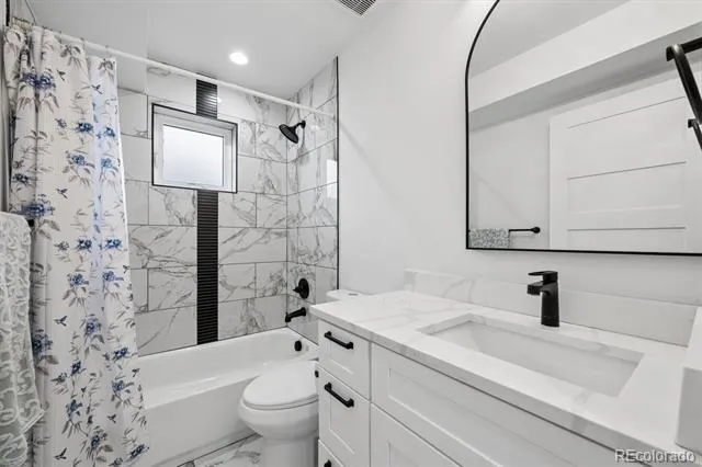1931 Andes Street Aurora, CO 80011