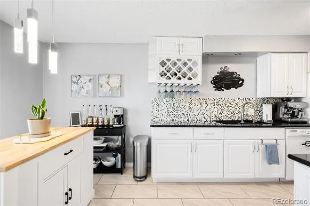 7395 E Eastman Avenue #201M Denver, CO 80231