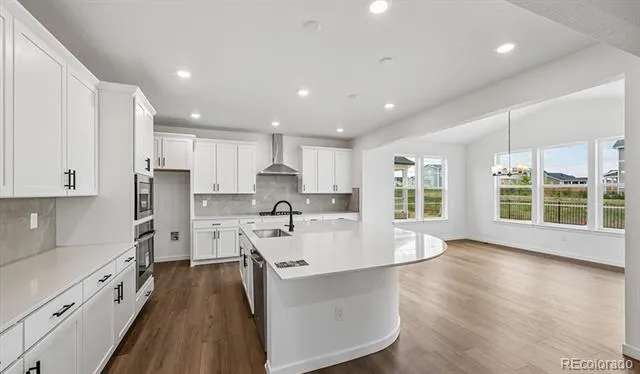 3862 Hayleyville Street Aurora, CO 80019