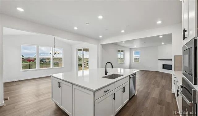 3862 Hayleyville Street Aurora, CO 80019