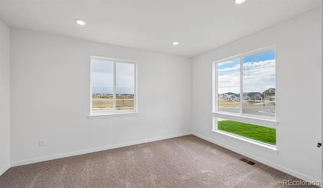 3862 Hayleyville Street Aurora, CO 80019