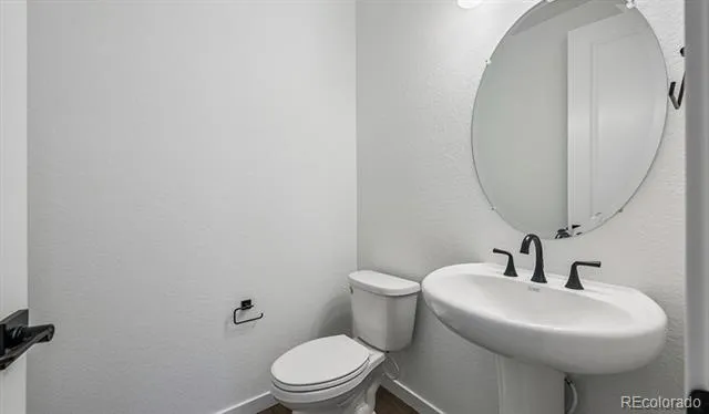 3862 Hayleyville Street Aurora, CO 80019