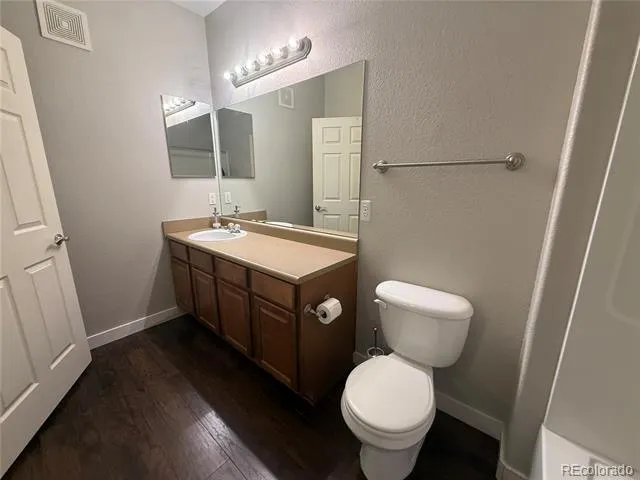 4464 Copeland Loop #102 Littleton, CO 80126